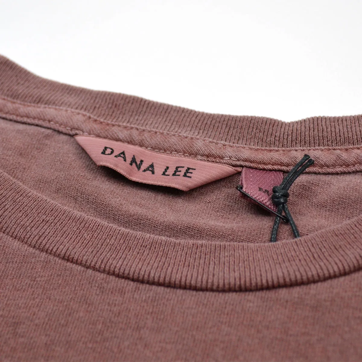 Dana Lee - Double-needle Tee - Mineral Red Sunwash