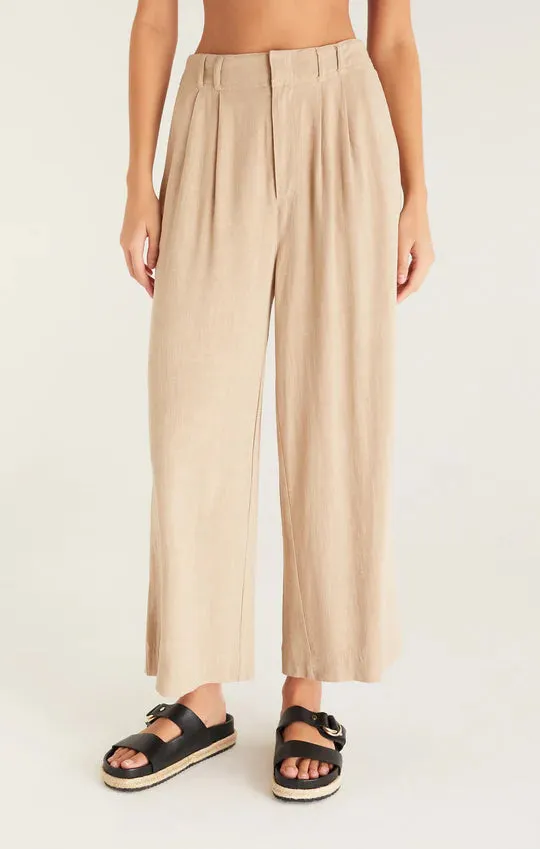 Farah Pant