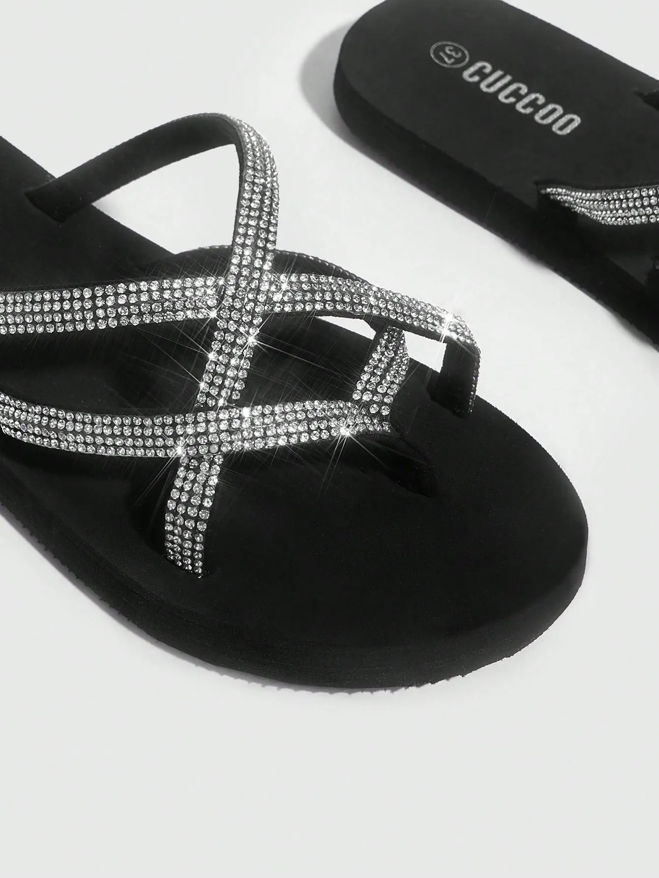 Fashionable Black Rhinestone Decorated Slippers For Women