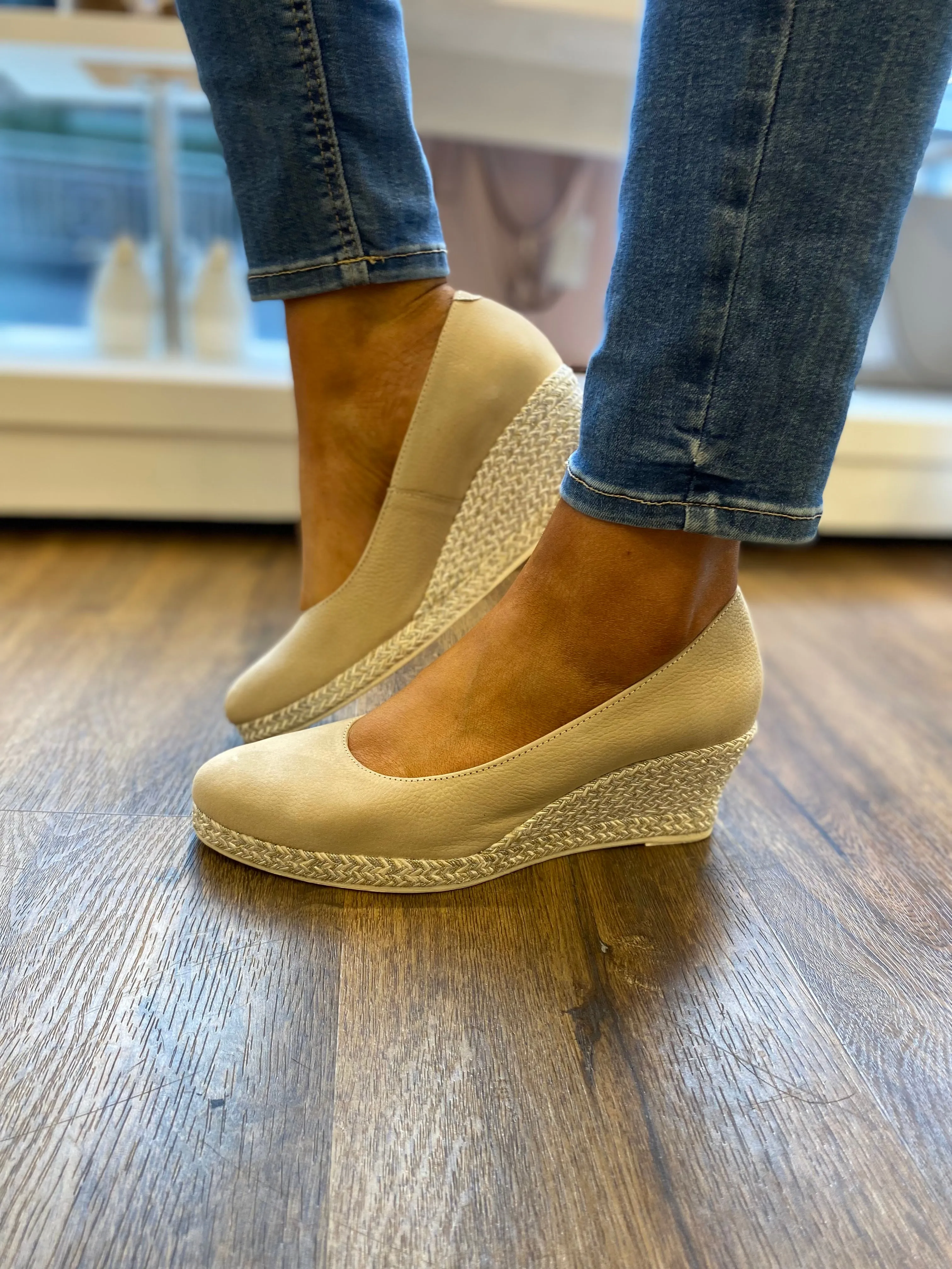 JOSE SAENZ NUBUCK ESPADRILLE WEDGE 6019-A-BEIGE