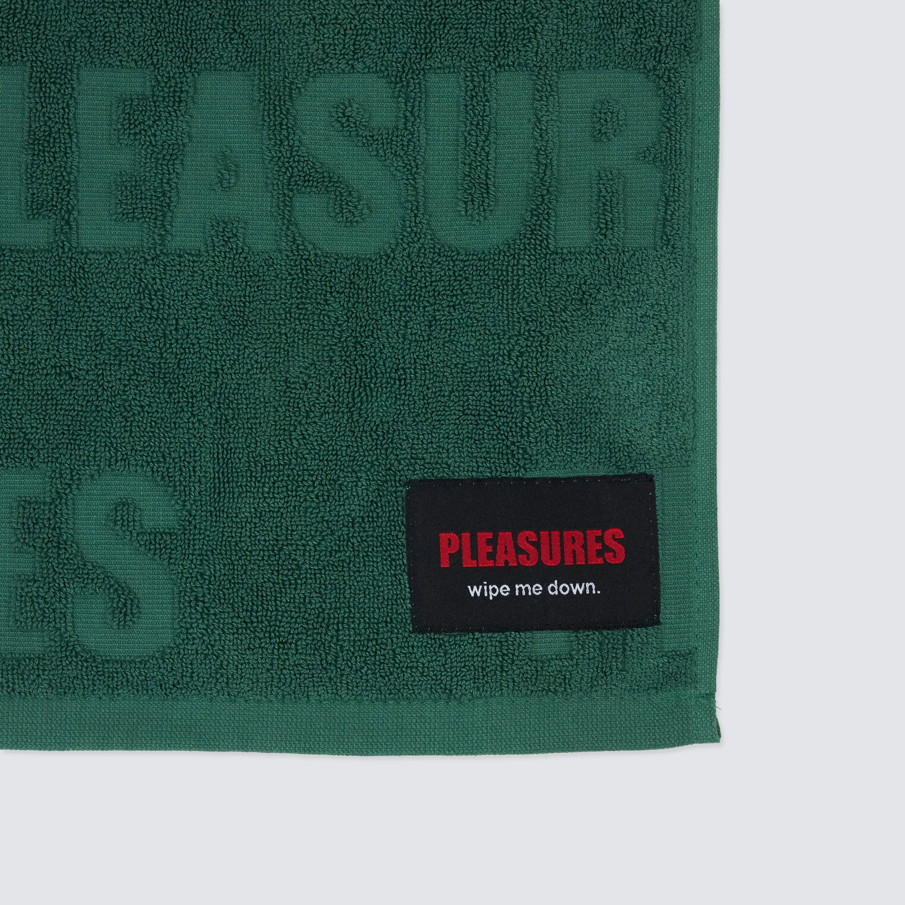 Pleasures Impact Bath Towel